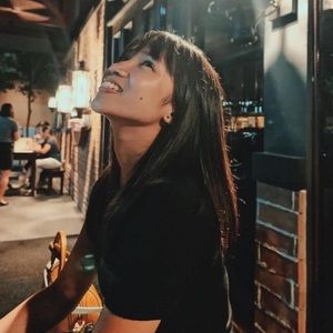 Meet your Posher, Essa